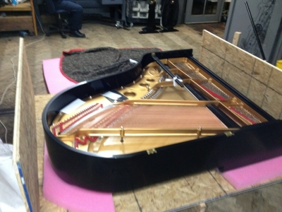 BABY GRAND PIANO CUSTOM CRATE on-site 2