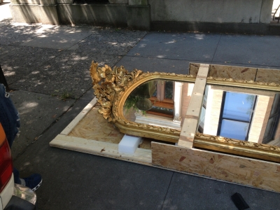 Custom Wooden Crate Antique mirror on-site - Packing Service